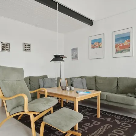 Pet Friendly In With House A Panoramic View Holiday home *