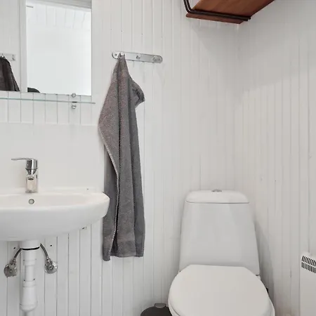 Pet Friendly In With House A Panoramic View Holiday home